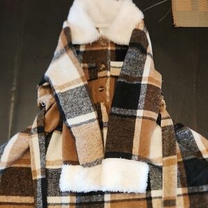 SHEIN Brown and Black Cape with Shearling Collar